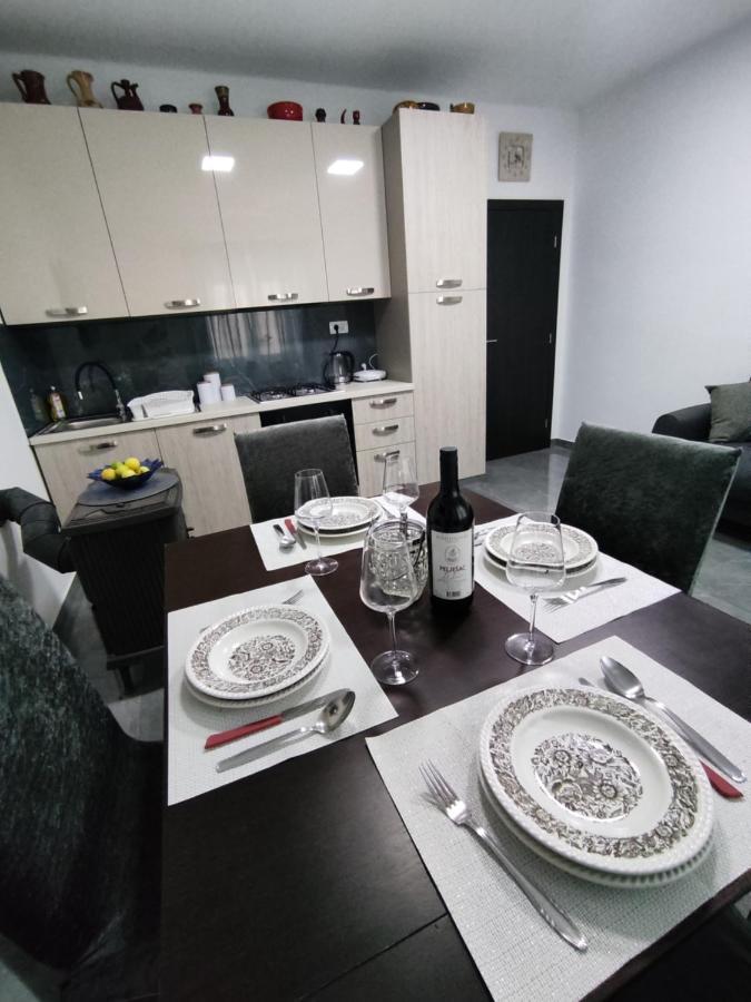 Apartman Lu イェセニツェ エクステリア 写真