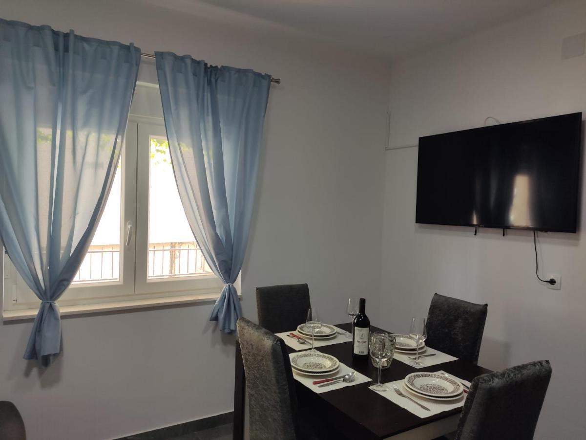 Apartman Lu イェセニツェ エクステリア 写真