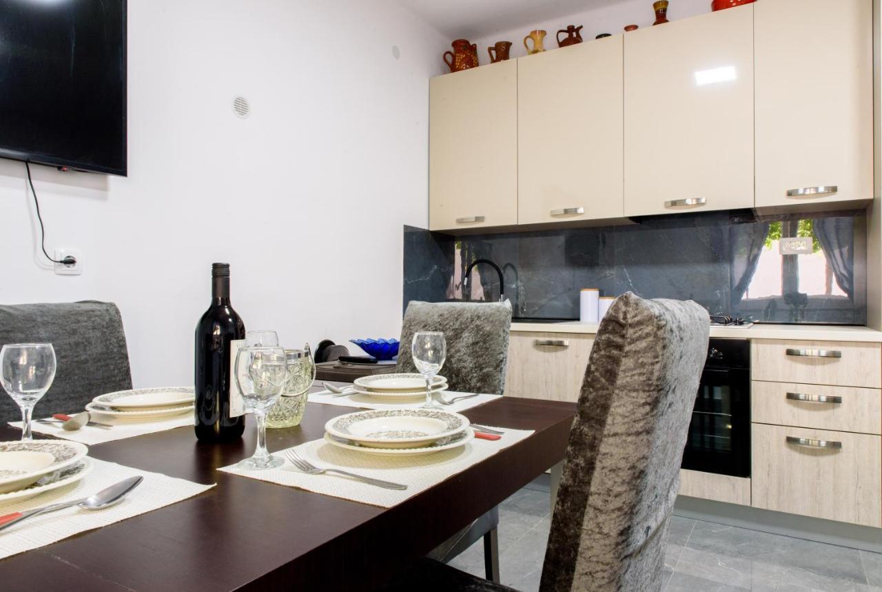 Apartman Lu イェセニツェ エクステリア 写真