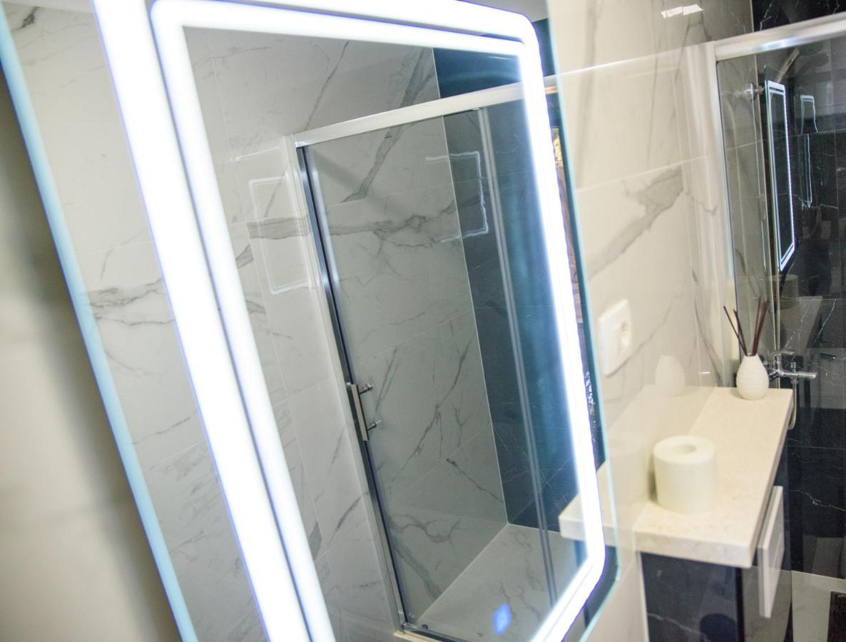 Apartman Lu イェセニツェ エクステリア 写真