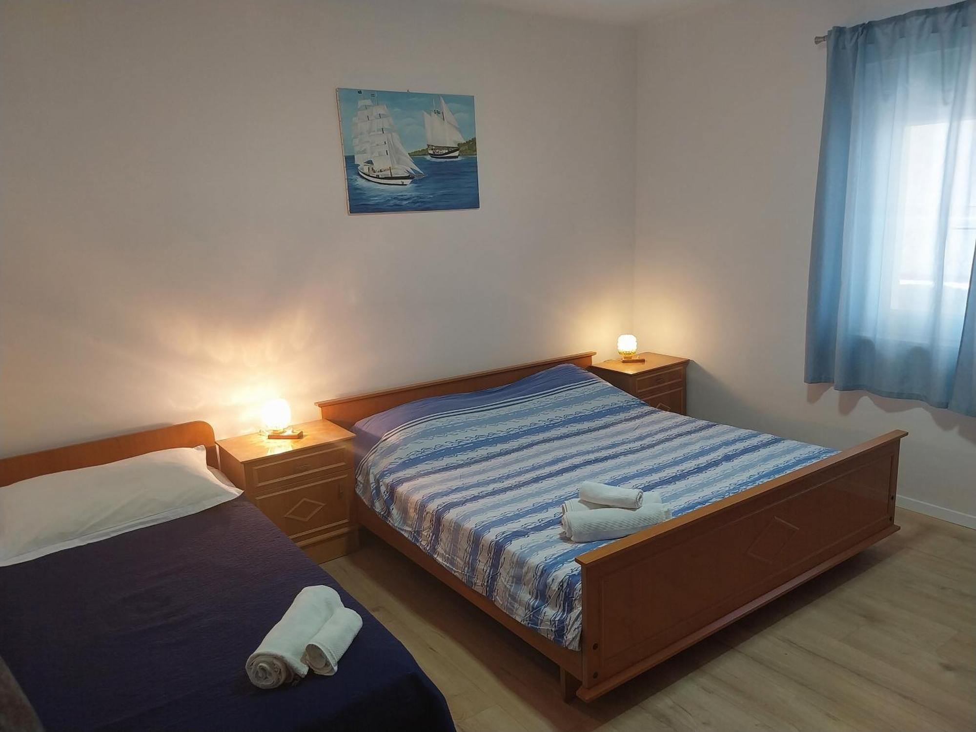 Apartman Lu イェセニツェ エクステリア 写真